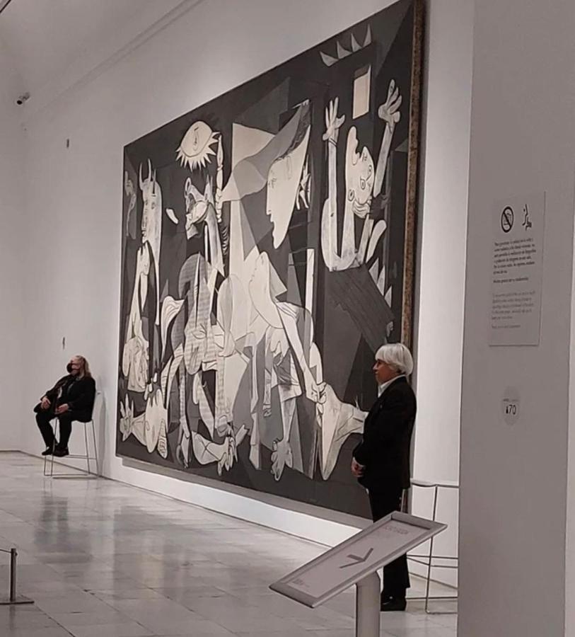 マドリードReina Sofia Museum Houseアパートメント エクステリア 写真